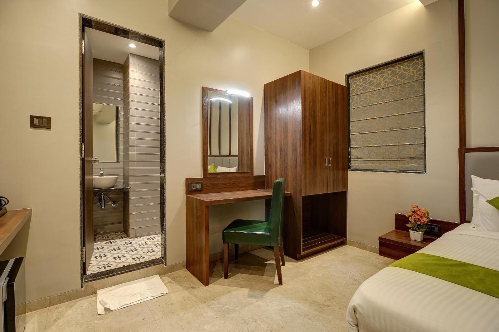 Magnus Fortune House Business Hotel , Magarpatta Mundhwa Luaran gambar