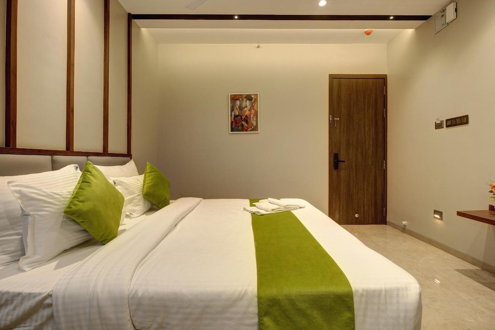Magnus Fortune House Business Hotel , Magarpatta Mundhwa Luaran gambar