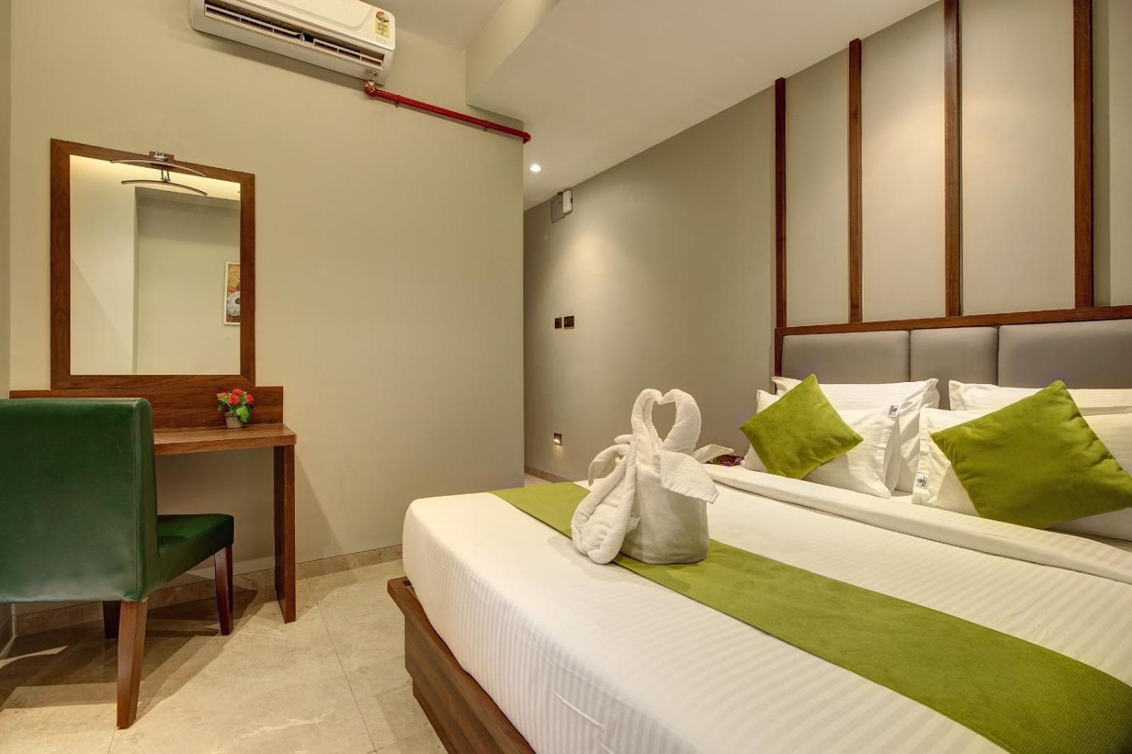 Magnus Fortune House Business Hotel , Magarpatta Mundhwa Luaran gambar