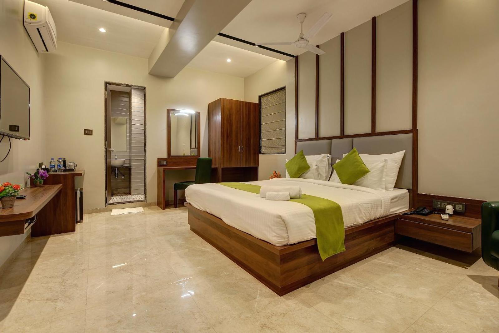 Magnus Fortune House Business Hotel , Magarpatta Mundhwa Luaran gambar
